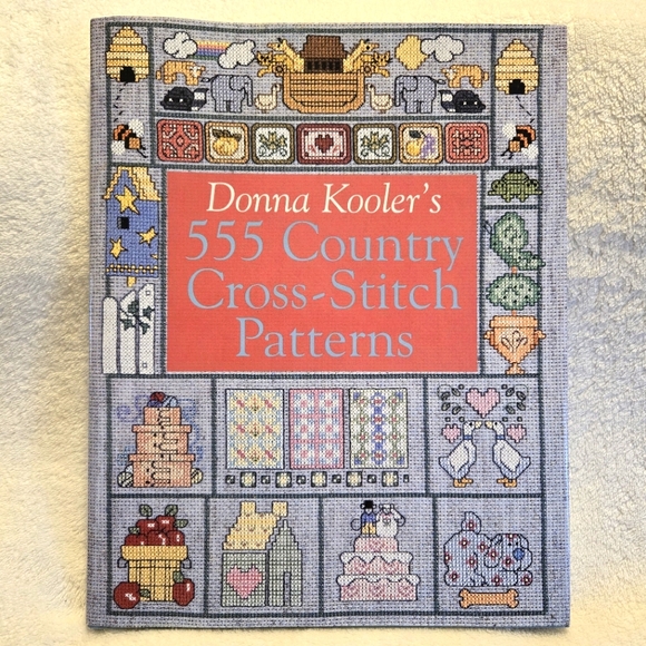 Donna Koolers 555 Country Cross-Stitch Patterns Hardback Book Vintage 1998 - Picture 1 of 5